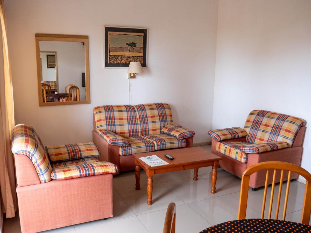 Cape Point Hotel Bakau Exterior foto